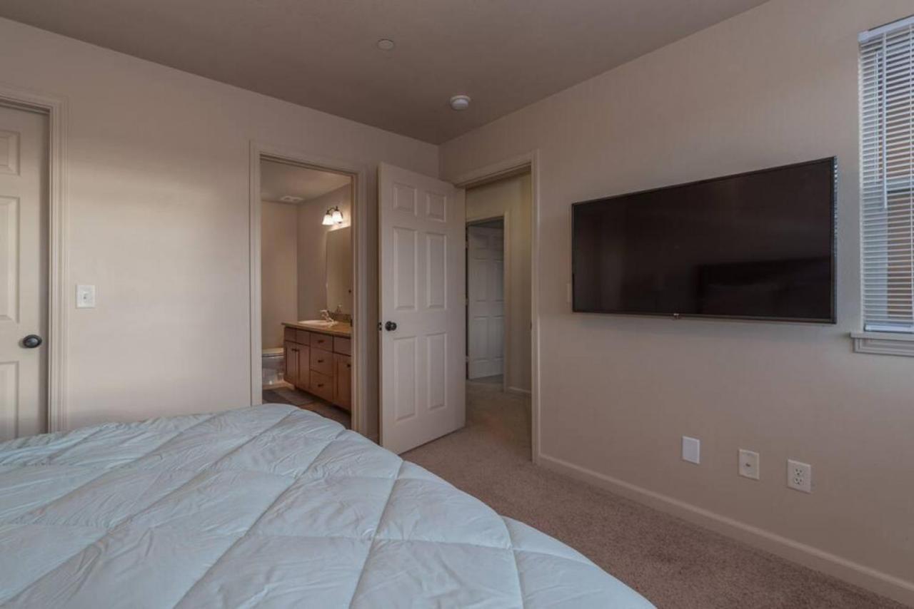 2 Bedroom Upstairs Condo With Ac In Victor, Id Εξωτερικό φωτογραφία